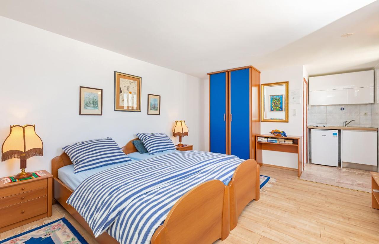 Villa Jolanda Apartments Дубровник Екстер'єр фото