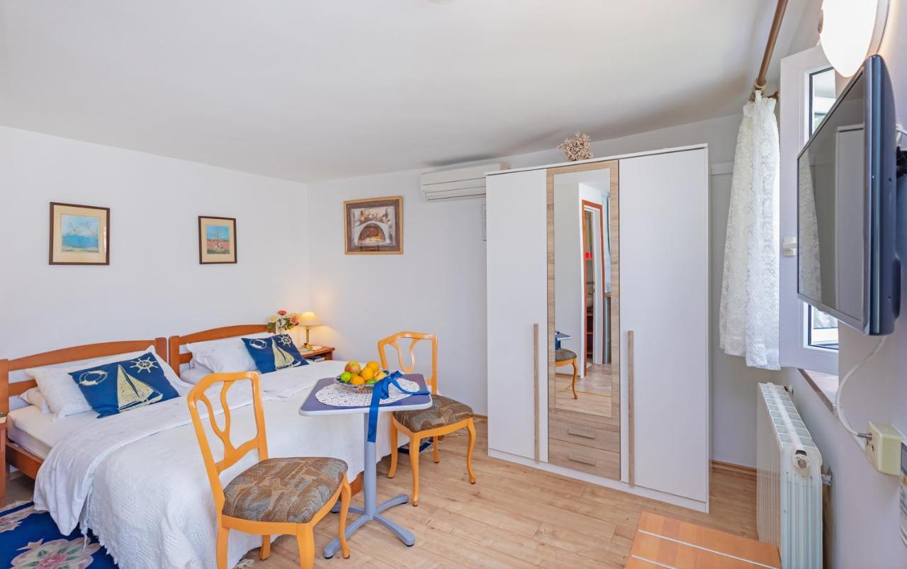 Villa Jolanda Apartments Дубровник Екстер'єр фото