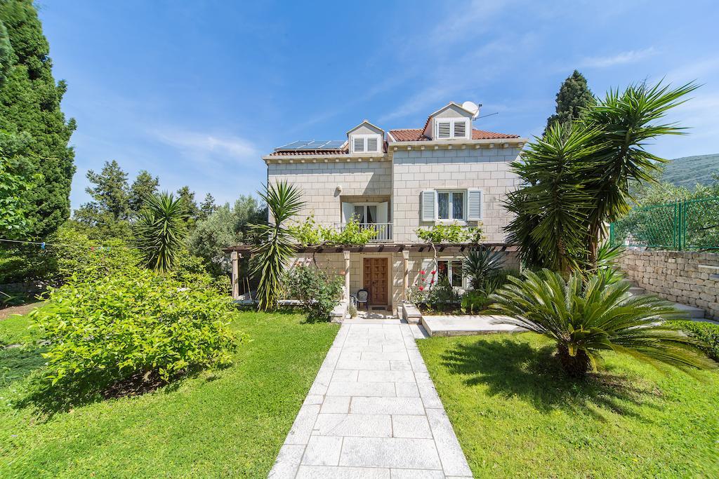 Villa Jolanda Apartments Дубровник Екстер'єр фото